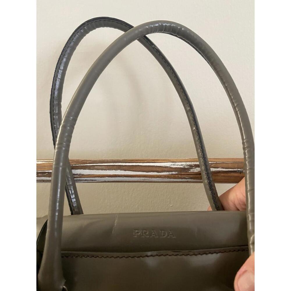 Prada Spazzolato matte gray patent leather hand tote bag - Picture 6 of 16